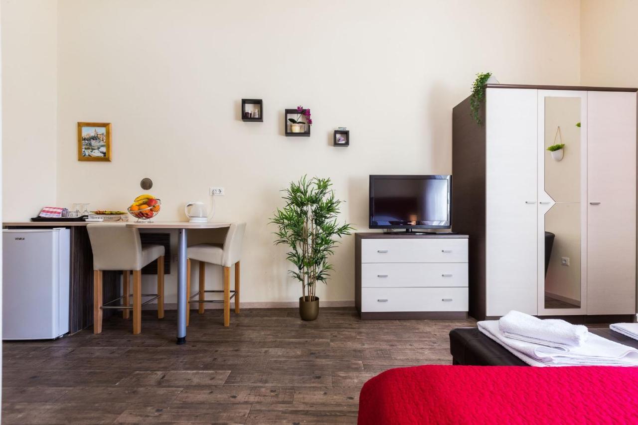 Lady Of Health Apartments Zadar Luaran gambar